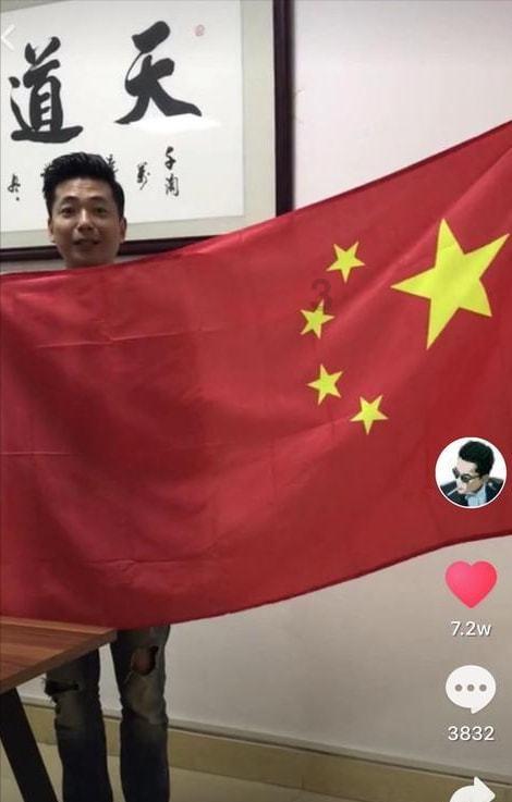 探索网上有个招聘打字员的,网名叫“招聘打字员 八老大”,主要是打一些网络小说,还说不收取别的费用,有,获得全面回答